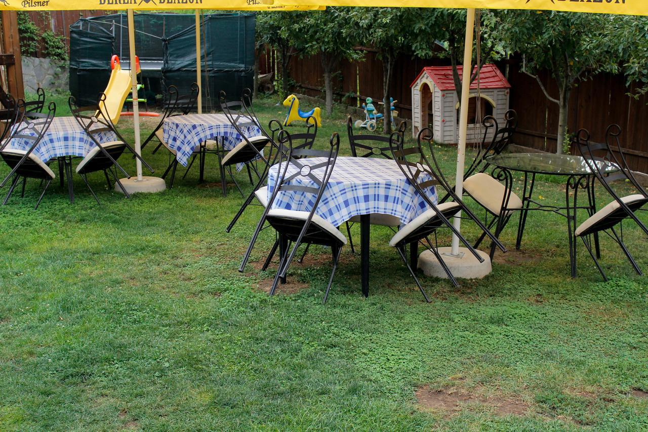 Pensiunea Taverna Bucium Iasi Ngoại thất bức ảnh